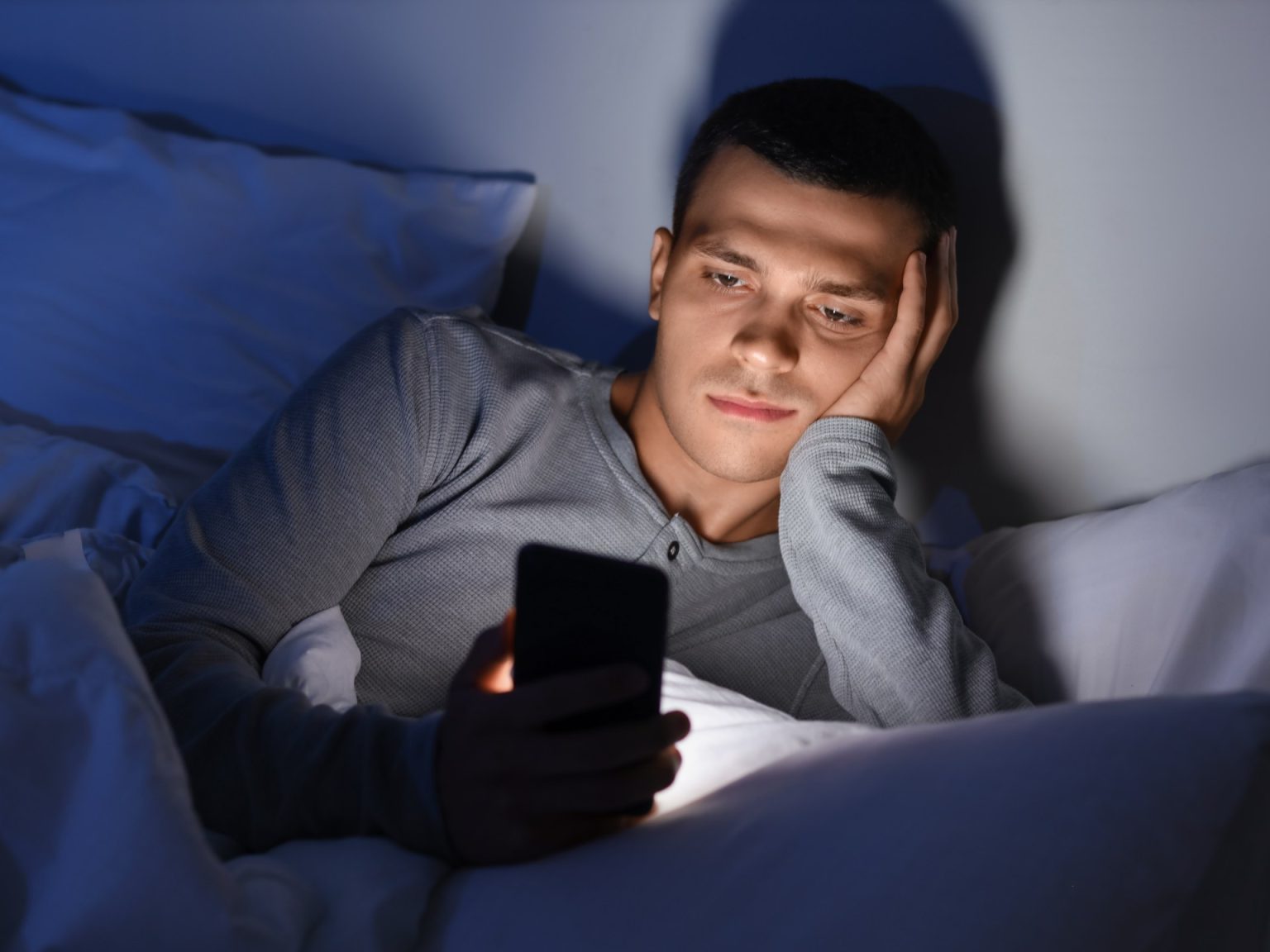 لوباريزيان: هل يمكن أن تتحول هواتفنا الذكية إلى قنابل؟