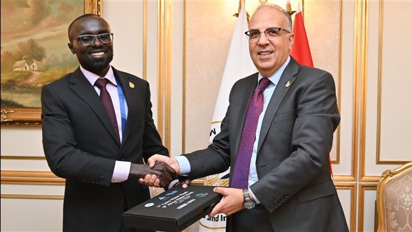 سويلم يبحث مع وزير الرى الكينى سُبل تعزيز التعاون فى مجال المياه