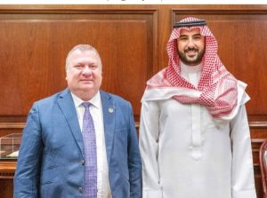 وزير الدفاع السعودي يبحث التعاون المشترك مع مسؤول دفاعي فرنسي
