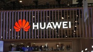 ادعاءات حول عمل هاتف Huawei Mate 70 بنظامين تشغيل