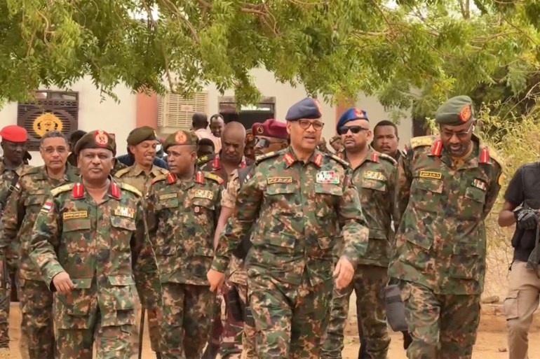 عضو مجلس السيادة مساعد قائد الجيش السُّوداني الفريق إبراهيم جابر
