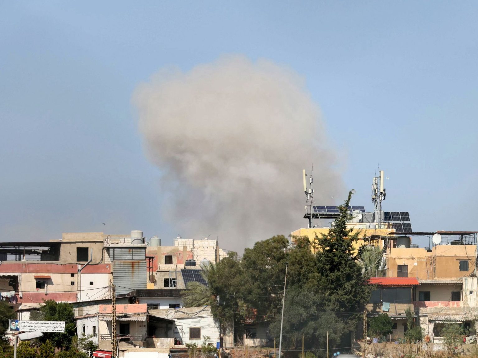 استشهاد قياديين بالقسام في غارات إسرائيلية على لبنان