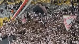 بسبب مباراة سموحة | جماهير الزمالك تهاجم التحكيم