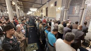 ما حكم القنوت في صلاة الصبح؟.. دار الإفتاء تجيب