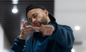 من المتوقع أن ينضم نيمار إلى تشكيلة الهلال لمواجهة الاستقلال، حسبما يقول المدرب جيسوس