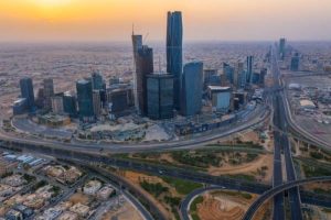 الإيرادات غير النفطية للسعودية تنمو 6% في 9 أشهر وموازنة الربع الثالث تسجل عجزاً بقيمة 30 مليار ريال