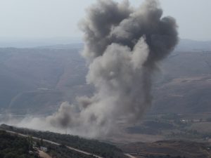 إطلاق صواريخ على حيفا وسلسلة غارات تستهدف جنوب لبنان