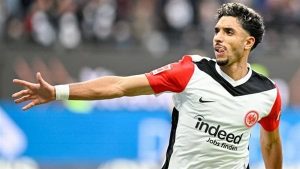 الصراع يشتعل.. عمر مرموش على رادار 3 أندية أوروبية كبرى