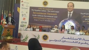 رئيس هيئة المعارض: المرأة شريك أساسي في تعزيز النمو الاقتصادي وتطوير بيئة الأعمال