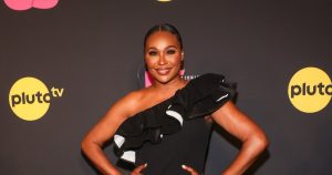 تقول سينثيا بيلي من RHOA إن ليني كرافيتز لم تتصل أبدًا بعد أن طلبت رقمها