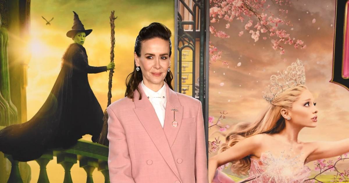 سارة بولسون تشيد بتمثيل كيم كارداشيان في البرنامج الجديد 