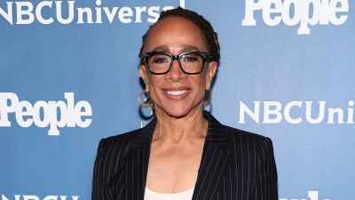 Epatha Merkerson ما في حقيبتي