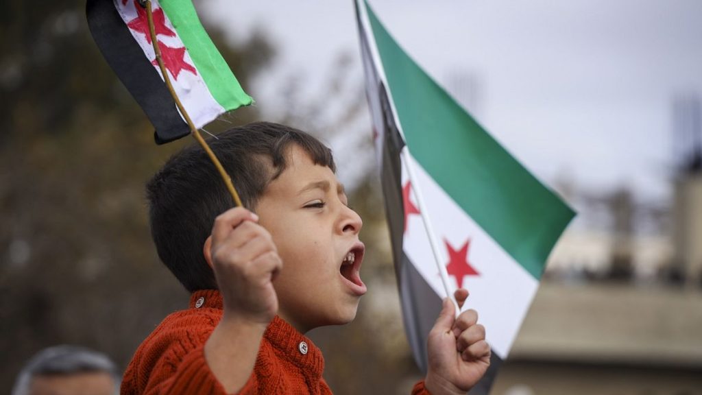 يرفع الاتحاد الأوروبي جميع العقوبات الاقتصادية على سوريا ، على أمل تسريع انتعاش ما بعد الأسد