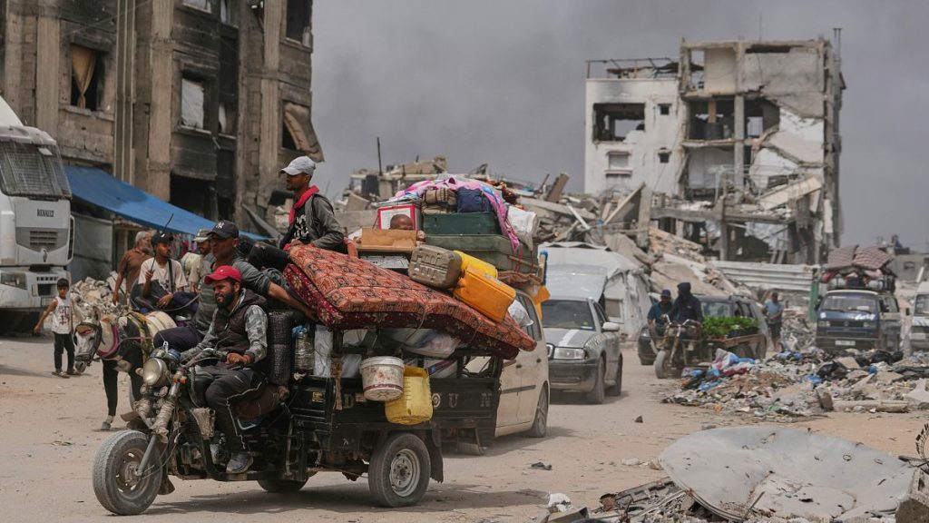 تعلق المملكة المتحدة محادثات تجارية مع إسرائيل حيث تنمو المخاوف على العملية العسكرية في غزة