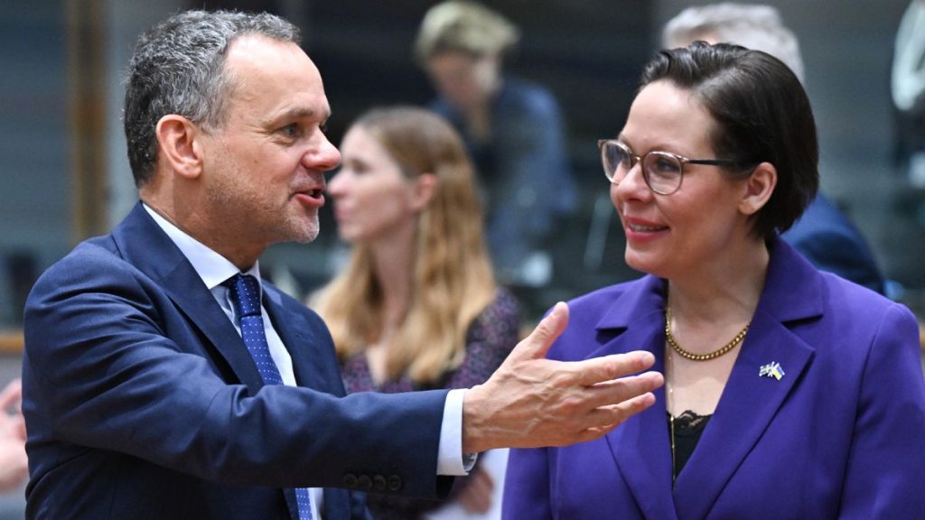 يزداد الدعم للدعوة الهولندية لمراجعة علاقات الاتحاد الأوروبي لإسرائيل وسط حصار المعونة في غزة