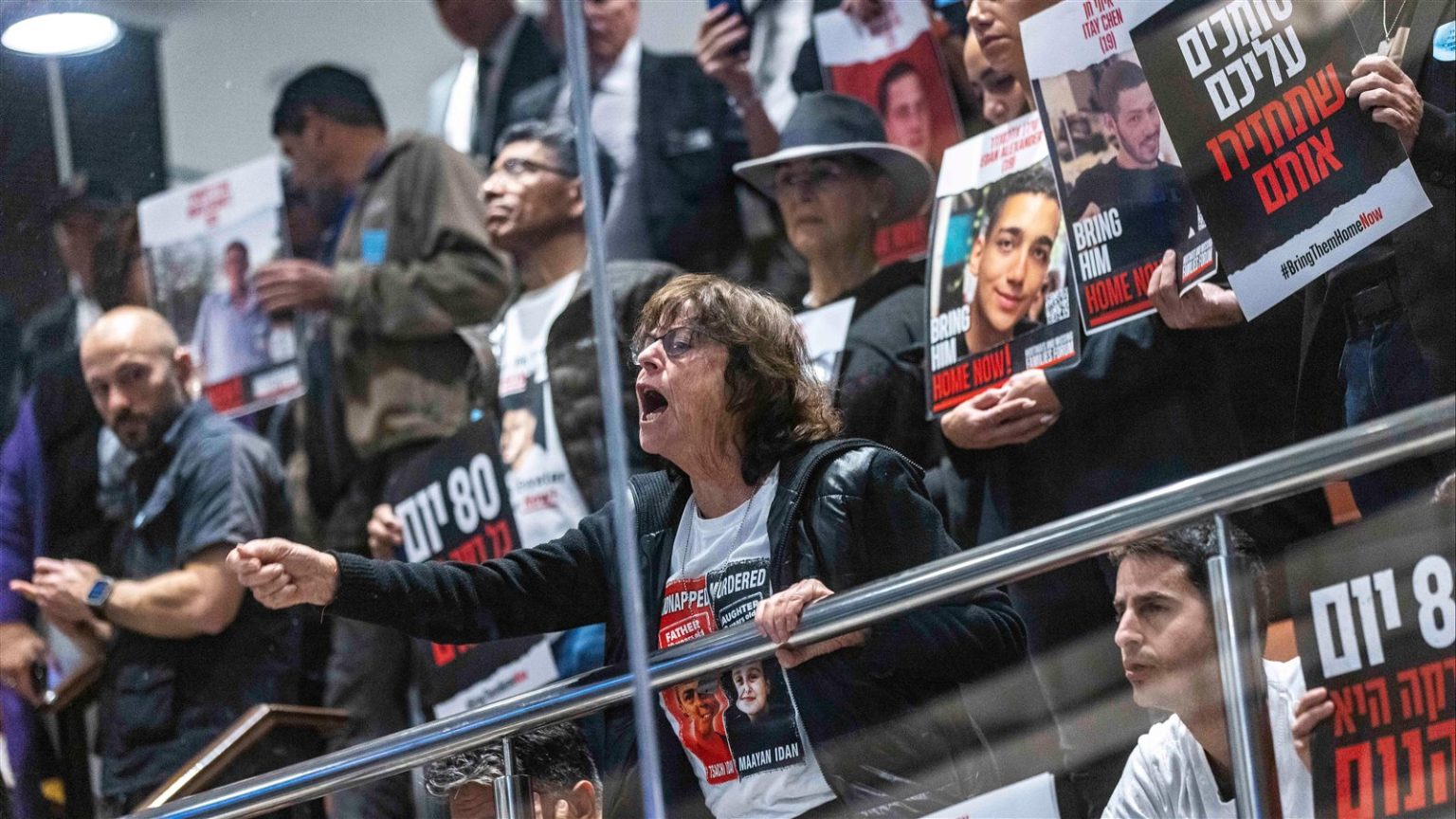 عائلات الأسرى: كل شيء جاهز لصفقة مع حماس.. ونتنياهو حجر العثرة