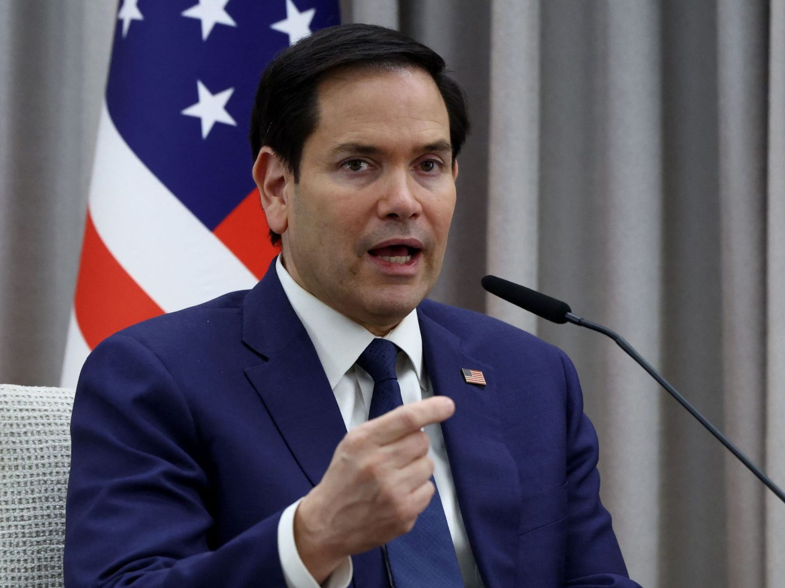 أميركا وحلفاؤها ينددون بتزايد التهديدات من أجهزة المخابرات الإيرانية