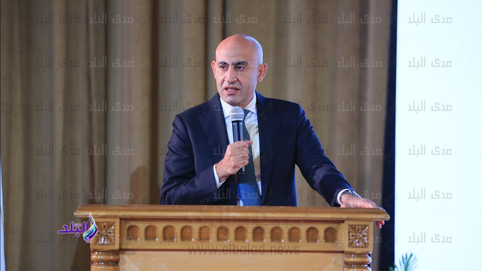 امتحانات الثانوية العامة |تسليم خطابات الندب لرؤساء اللجان والمراقبين والملاحظين 2 يونيو