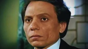 محمد رمضان يقدم العزاء لعادل إمام في وفاة شقيقته