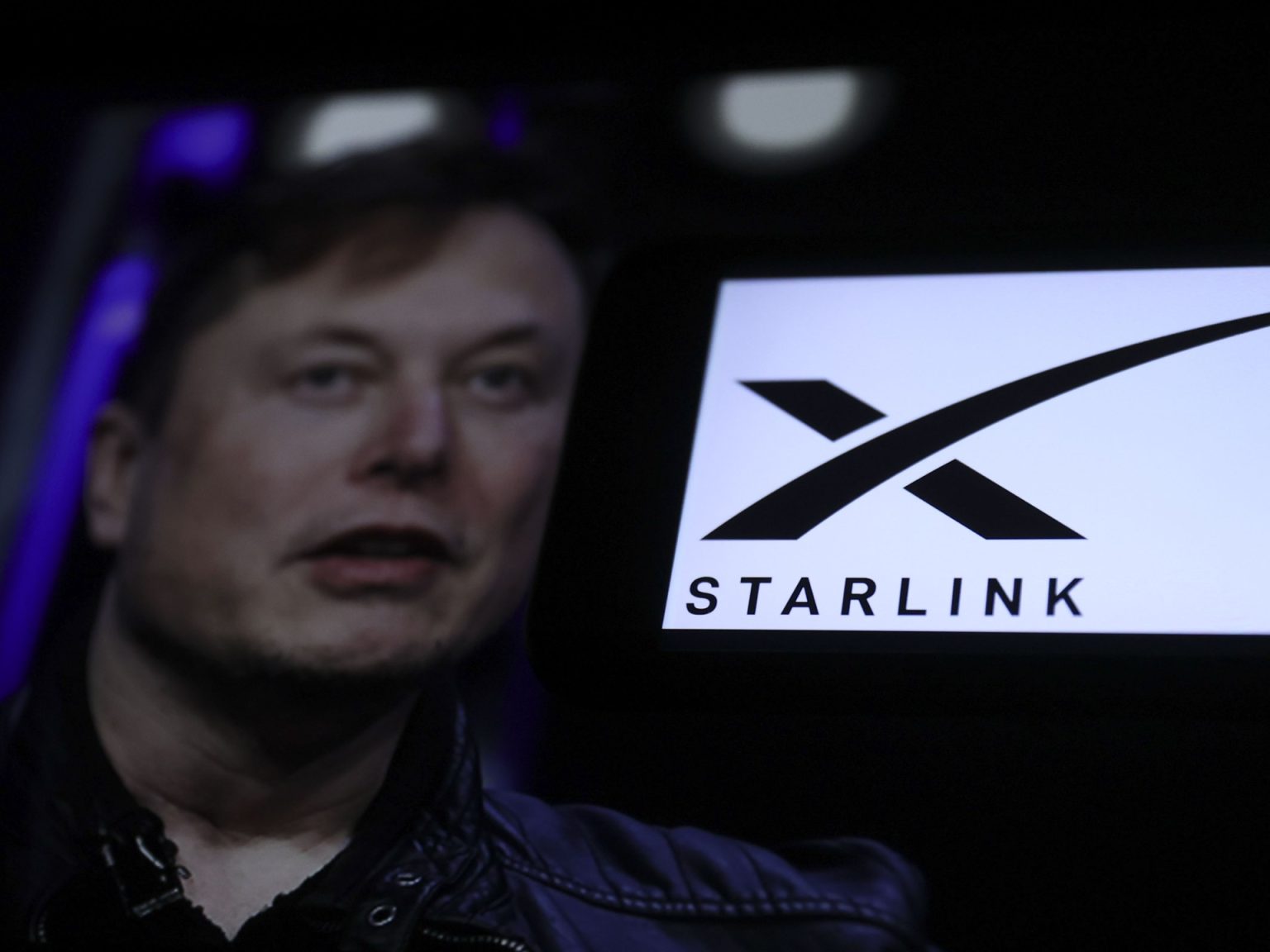 جنوب أفريقيا تراجع قوانينها لجذب استثمارات “ستارلينك” وإرضاء إيلون ماسك