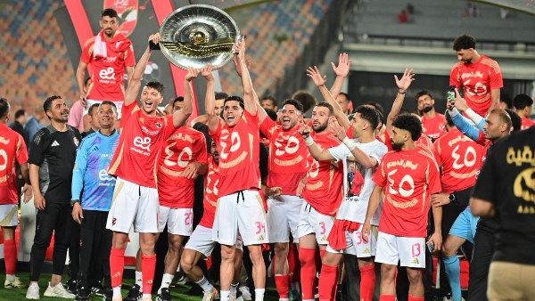 إعلامي: معسكر الأهلي يشبه معسكرات الأندية الكبرى.. والأحمر قادر على تخطي ميامي