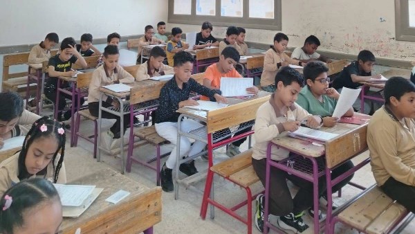 لا شكاوى.. 15 صورة ترصد أجواء انتظام امتحانات الترم الثاني بالمدارس اليوم