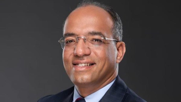 برلماني: توجيهات الرئيس السيسي بجذب الاستثمارات الأجنبية رسالة مهمة