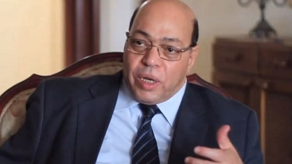 بمناسبة إصدار هيئة الكتاب مؤلفاته.. شاكر عبد الحميد العابر إلى جماليات العقل