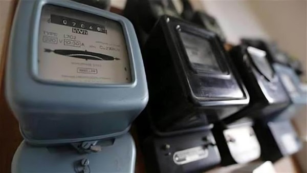 باق 12 يوما.. تحذيرات لأصحاب عدادات الكهرباء القديمة