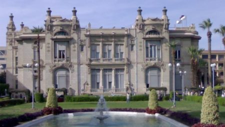 إعلام عين شمس تناقش آليات مقاومة الشائعات ومواجهة حروب الجيل الرابع