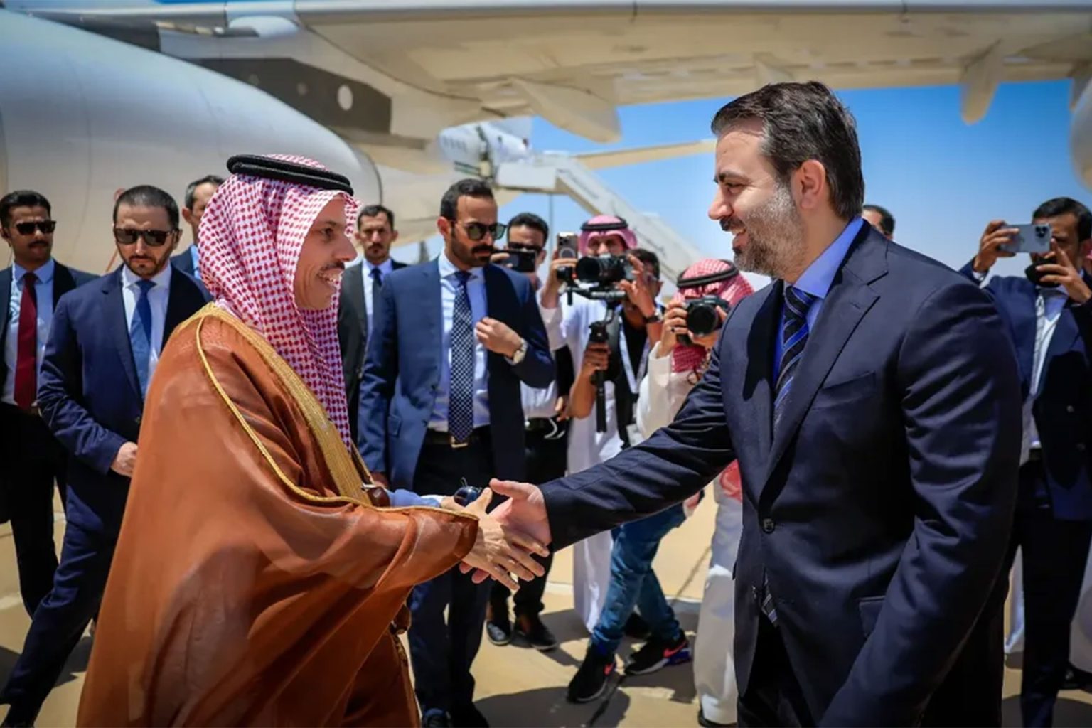 وزير خارجية السعودية في دمشق للقاء الشرع ودعم الاقتصاد السوري