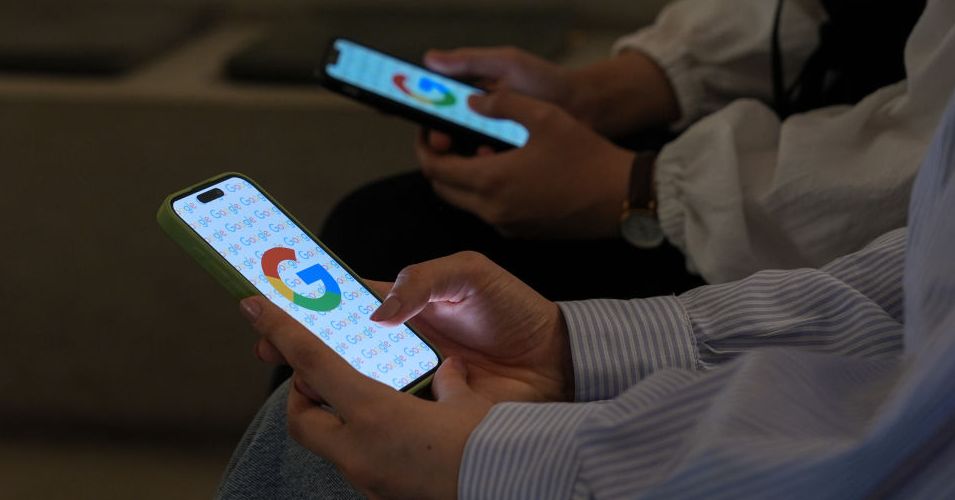 تأتي الحماية المتقدمة من Google للمستخدمين المستضعفين إلى Android