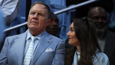 gettyimages -2204050768 بيل بيليتشيك وجوردون هدسون