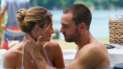 أخبرني بأكثر اقتباسات من فريق Lies 