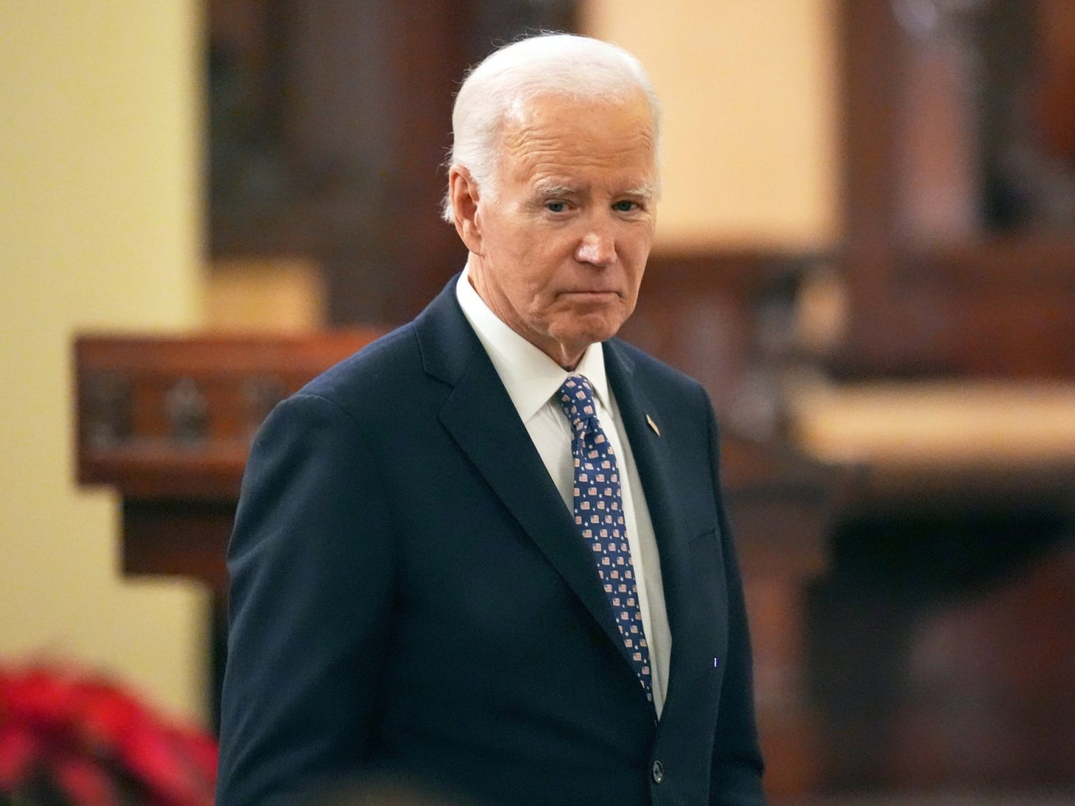 بايدن متفائل بالشفاء من مرض السرطان