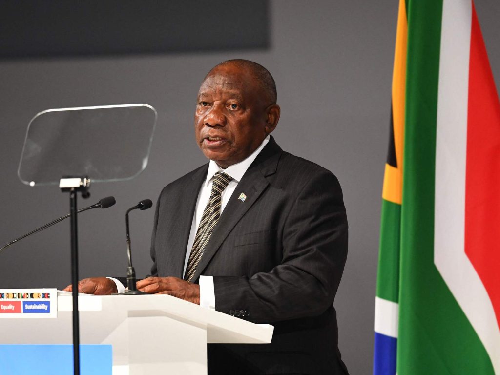 رئيس جنوب أفريقيا يبحث ملفات شائكة مع ترامب في زيارة رسمية