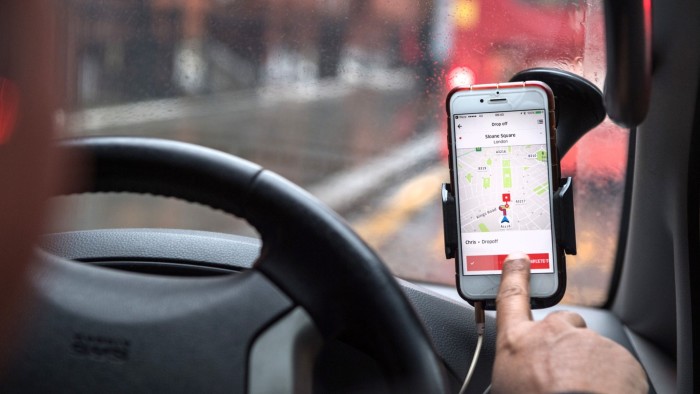 أوبر يفوز بملايين جنيه رطل على مدفوعات الضرائب في المملكة المتحدة المتنازع عليها