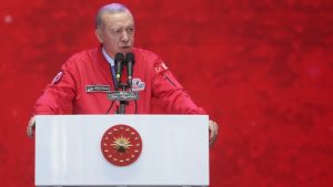 تقول مجموعة المسلحين الكرديين PKK إنها ستحل وإنهاء صراع تركيا