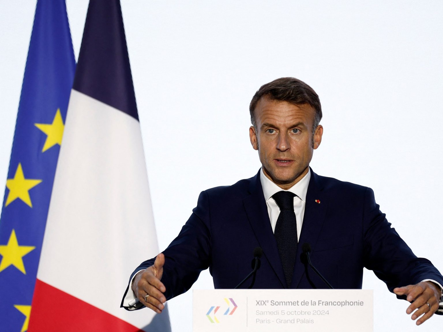 الكرملين يرد على اقتراح ماكرون نشر طائرات فرنسية مزودة بالنووي