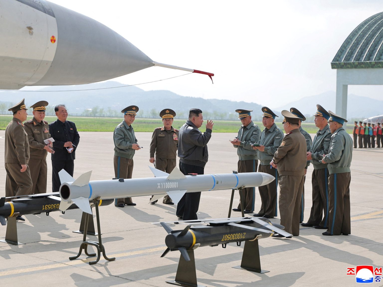 زعيم كوريا الشمالية يدعو جيشه لتكثيف الاستعداد للحرب