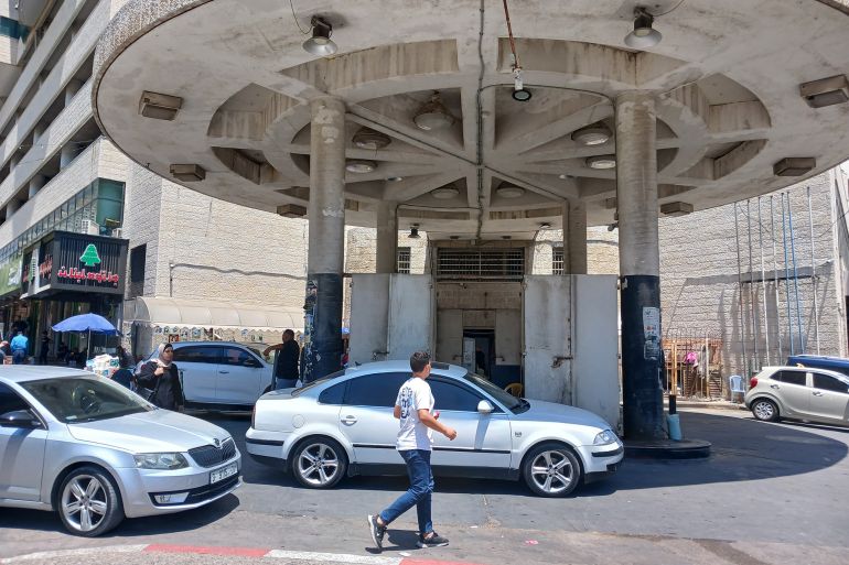 محط الشكعة للمحروقات بنابلس تغلق أبوابها بعد نفاد الوقد- الضفة الغربية- نابلس- الجزيرة نت1