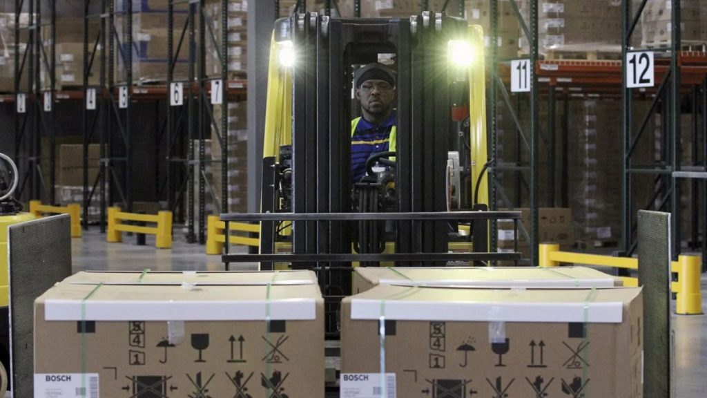 كيف يمكن للاتحاد الأوروبي الرد على الشركات التي تنقل إنتاجها في مكان آخر؟