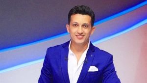 أمير هشام: الأهلي يتربع على عرش إفريقيا بعد الفوز على الزمالك في نهائي اليد