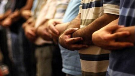 هل تحسب الركعة لمن ركع قبل الصف؟ .. عطية لاشين يجيب