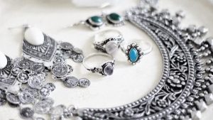 هبوط كبير.. سعر جرام الفضة عيار 99.9 يفقد 0.75%