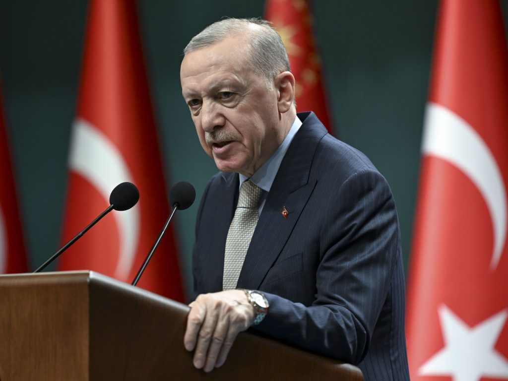 أردوغان: لإيران الحق في الدفاع عن نفسها