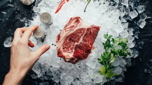 استقرار أسعار اللحوم البلدية والمستوردة في الأسواق اليوم 12 يونيو 2025