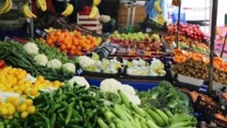 أسعار الخضراوات والفاكهة اليوم السبت 13-12-2025