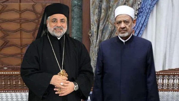 شيخ الأزهر يستقبل الأنبا عمانوئيل مطران إيبارشية طيبة للأقباط الكاثوليك