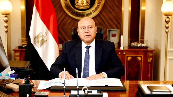 حزمة إنقاذ للمشروعات المتعثرة.. وزارة الصناعة تمنح مهلا وتيسيرات جديدة حتى أبريل 2026